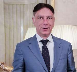Laurenţiu Ştefănescu, Director General Sika România