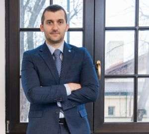 "Suprataxarea va duce la o situaţie în care statul va colecta mult mai puţini bani"
