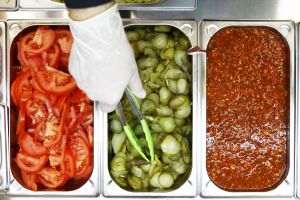 Lanţul de restaurante Spartan a încheiat înţelegerea pentru preluarea Taksim