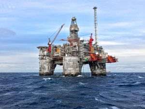 Volatilitate pe piaţa petrolului şi gazelor