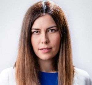 "Avem un guvern care doar vrea să dea în cap mediului privat pentru a putea plăti pensii speciale şi PNDL-uri"