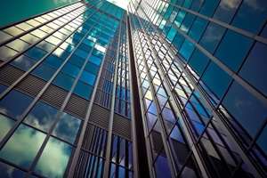 Dezvoltatorul imobiliar Ronshine China Holdings a ratat plata ratelor pentru două emisiuni de obligaţiuni