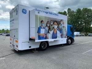 UPS Healthcare revolutioneaza expeditiile prioritare datorita imbunatatirilor aduse serviciului UPS Premier