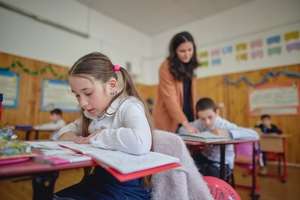 7 din 10 profesori spun că examenele de admitere organizate de colegiile naţionale vor duce la inechitate