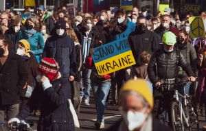 Franţa depăşeşte pragul 100.000 de refugiaţi ucraineni după mai bine de 5 luni de război