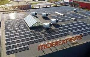 Magazinul Mobexpert Militari devine prosumator cu ajutorul unui sistem de panouri fotovoltaice montat de Axionet