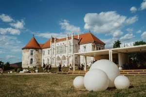 Lidl România donează 200.000 de lei pentru renovarea castelului Banffy din Bonţida