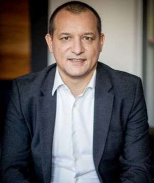 Cristian Sporiş, vicepreşedinte Corporaţii la Raiffeisen Bank