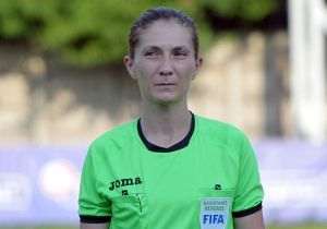 Patru arbitre din ţara noastră vor oficia în UEFA Women's Champions League