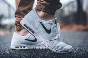 Nike şi Adidas au ajuns la un acord în litigiile din SUA referitoare la tehnologia utilizată la încălţămintea de atletism