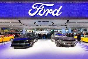 Ford Motor îşi amână investiţiile de producţie în Spania, invocând "o perspectivă revizuită pentru Europa"