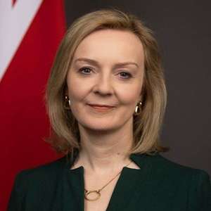 Liz Truss a vorbit telefonic cu Zelenski şi l-a asigurat de "sprijinul total" al Marii Britanii