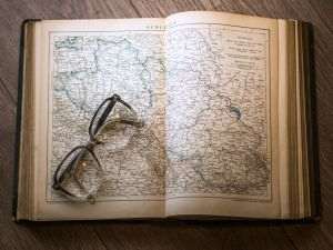 Academia militează pentru mai multe ore de istorie