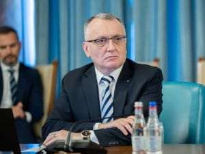 Ministrul Educaţiei - prins între reforme, contestatari şi neajunsurile din teren