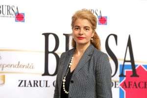 "Educaţia financiară este calea spre bunăstare economică"