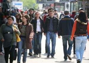 Inflaţia revine pe creştere, deşi cursul şi dobânzile făcuseră paşi înapoi
