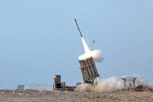 Ţara noastră ar putea fi prima ţară europeană care cumpără sistemul de apărare Iron Dome de la Israel