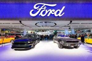 Ford Motor îşi reorganizează conducerea, unităţile de dezvoltare şi lanţurile de aprovizionare