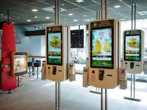 McDonald's redeschide restaurantul din Tomis Mall Constanţa după o investiţie de peste 4 milioane de lei