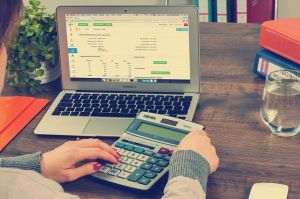 Deficitul bugetar a scăzut la 32,98 miliarde lei