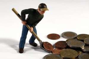 Euro se prăbuşeşte la nivelul minim al ultimilor 20 de ani