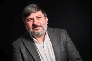 "Pregătirea de înalt nivel şi onestitatea specialiştilor Allied Engineers reprezintă < secretul > unor proiecte spectaculoase şi curajoase"