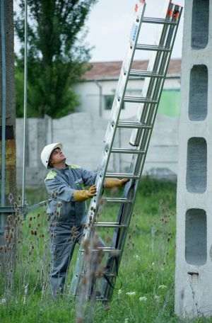 Distribuţie Oltenia, 5088 de acţiuni pentru combaterea racordării ilegale la reţeaua de distribuţie a energiei electrice