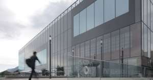 PMI a ajuns la un acord cu Altria Group privind comercializarea IQOS în SUA