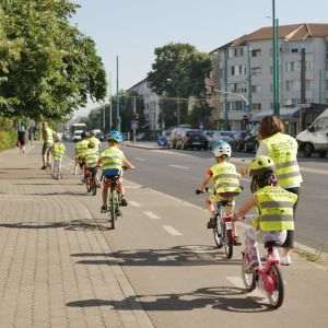 Al doilea an de finanţări pentru promovarea mersului pe bicicletă, educaţiei şi inovaţiei în domeniul ciclismului