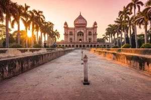 Delhi suspendă activităţile din construcţii înaintea unei prognozate agravări a poluării