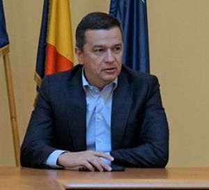 "Infrastructura trebuie să fie una dintre priorităţile oricărui Guvern"