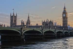 Londra a îngheţat active ruseşti în valoare de 18 miliarde de lire