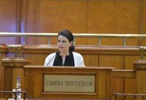 "Legislaţia lucrătorilor non-UE, modificată în sprijinul antreprenorilor români"
