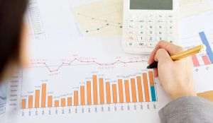 Situaţia companiilor este stabilă, dar cu perspective conjuncturale negative