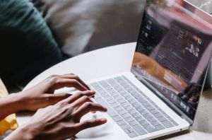 Piaţă în expansiune: cloud computingul va ajunge la peste 800 de miliarde de dolari