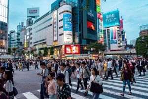 Guvernul japonez oferă un milion de yeni de copil familiilor care aleg să se mute din Tokyo
