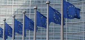 Sute de voturi suspecte în rezoluţiile privind relaţiile UE cu Qatar, Maroc şi Azerbaidjan