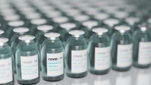 Aproape 32 de milioane de vaccinuri anti-COVID importate