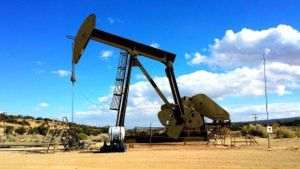 Veniturile Rusiei din exporturile de hidrocarburi s-au prăbuşit în decembrie