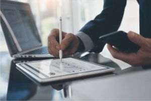 Peste 1,2 milioane de comenzi pentru documente eliberate online în 2022