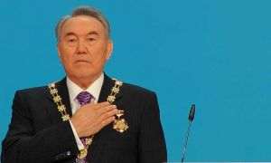 Fostul preşedinte Nursultan Nazarbaev şi familia au fost lăsaţi fără privilegii