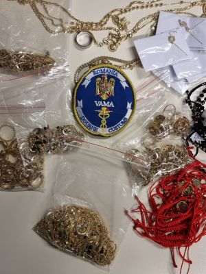 577,23 grame de bijuterii, confiscate de inspectorii vamali din cadrul Biroului Vamal de Frontieră Otopeni Călători