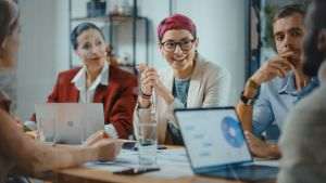 77% dintre liderii de afaceri europeni cred că pot accelera creşterea într-o perioadă de recesiune economică