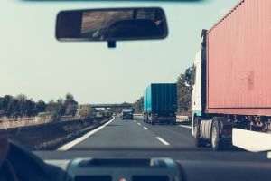 Atac aerian asupra unui convoi de camioane care transportau arme iraniene în estul Siriei
