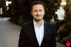 Nicu Ştefănuţă anunţă plecarea din partidul USR