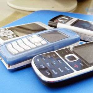 "În România există mai multe telefoane mobile, stricate sau care nu mai sunt folosite, decât populaţia ţării"