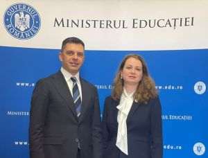 Ministrul Educaţiei, Ligia Deca, a avut o întrevedere cu Ministrul Sportului, Eduard Novak. (Sursa foto Facebook Eduard Novak.)