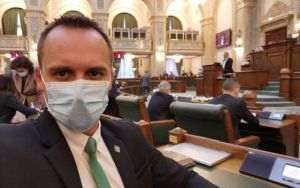 "Am iniţiat un proiect de lege privind digitalizarea instructajelor de securitate în muncă şi de apărare împotriva incendiilor"