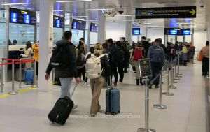 Situaţia traficului prin punctele de trecere aeroportuare internaţionale conform Poliţiei de Frontieră
