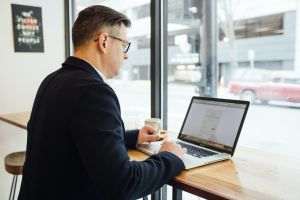 "Războiul a arătat cât de important este ca investitorii să-şi controleze emoţiile"